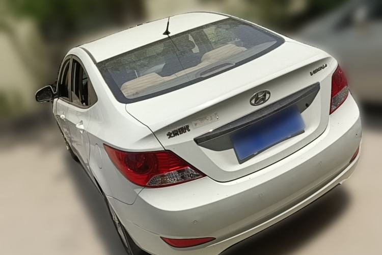 Used Hyundai Verna (older generation) 2010 Sedan 1.4L Automatic Fashionable GT Model Rear Left 45 Deg