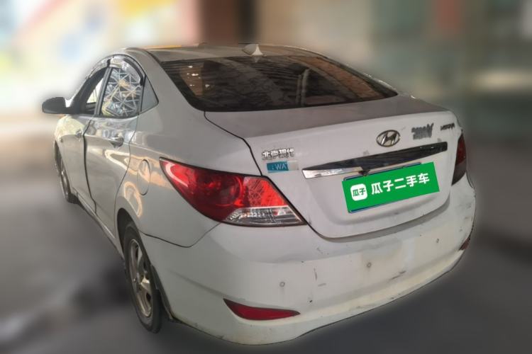 Used Hyundai Verna (older generation) 2010 Sedan 1.4L Automatic Fashionable GT Model Rear Left 45 Deg