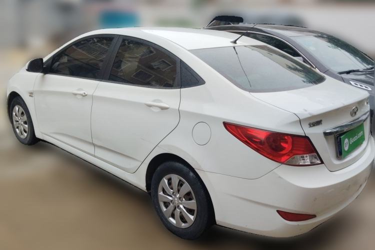 Used Hyundai Verna (older generation) 2010 Sedan 1.4L Automatic Comfort Model GS Rear Left 45 Deg