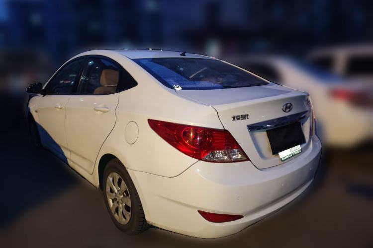 Used Hyundai Verna (older generation) 2010 Sedan 1.4L Automatic Comfort Model GS Rear Left 45 Deg