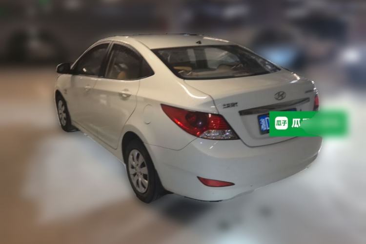 Used Hyundai Verna (older generation) 2010 Sedan 1.4L Automatic Comfort Model GS Rear Left 45 Deg