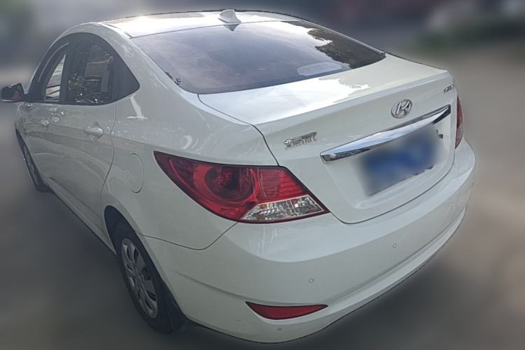 Used Hyundai Verna (older generation) 2010 Sedan 1.4L Automatic Comfort Model GS Rear Left 45 Deg