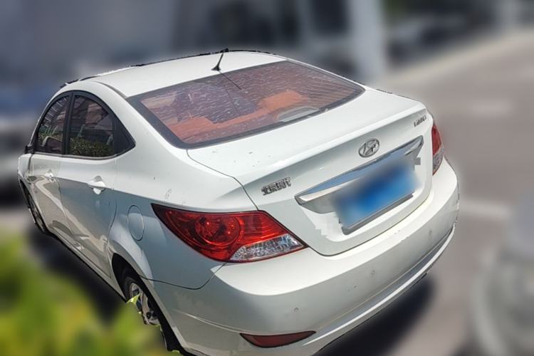 Used Hyundai Verna (older generation) 2010 Sedan 1.4L Automatic Fashionable GT Model Rear Left 45 Deg