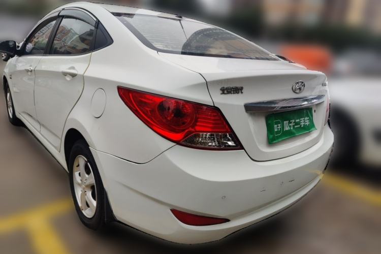 Used Hyundai Verna (older generation) 2010 Sedan 1.4L Automatic Comfort Model GS Rear Left 45 Deg