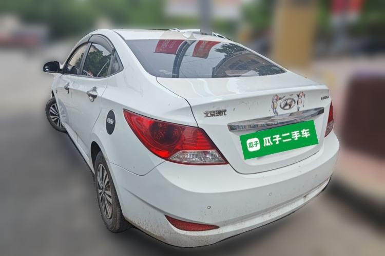 Used Hyundai Verna (older generation) 2010 Sedan 1.4L Manual Comfort GS Rear Left 45 Deg