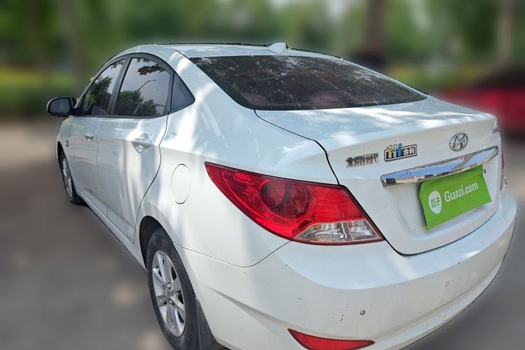 Used Hyundai Verna (older generation) 2010 Sedan 1.4L Manual Comfort GS Rear Left 45 Deg