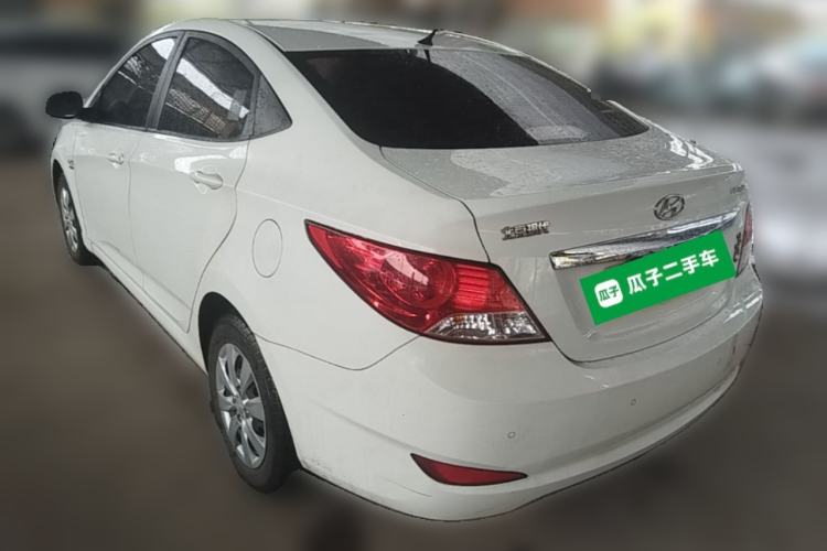 Used Hyundai Verna (older generation) 2010 Sedan 1.4L Manual Comfort GS Rear Left 45 Deg