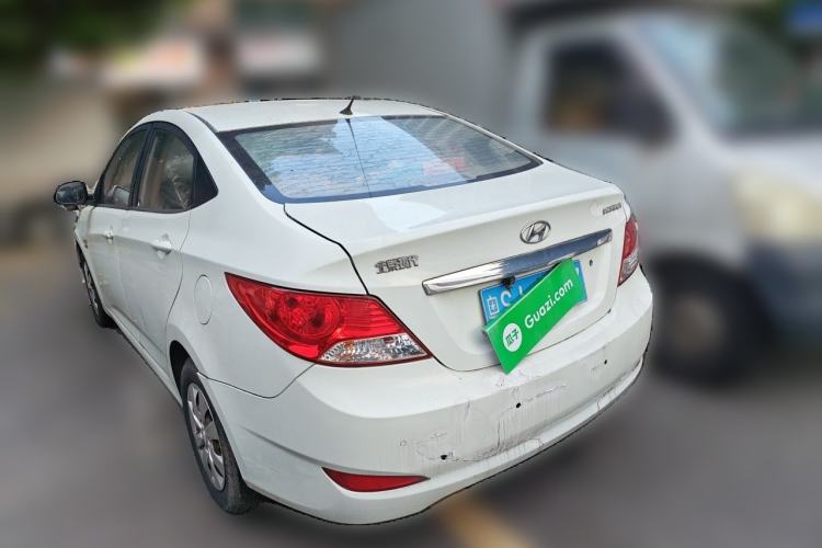 Used Hyundai Verna (older generation) 2010 Sedan 1.4L Manual Comfort GS Rear Left 45 Deg