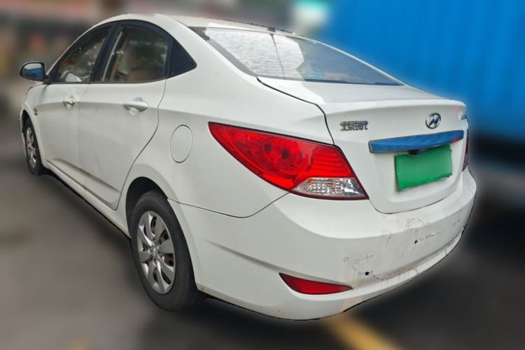 Used Hyundai Verna (older generation) 2010 Sedan 1.4L Manual Comfort GS Rear Left 45 Deg