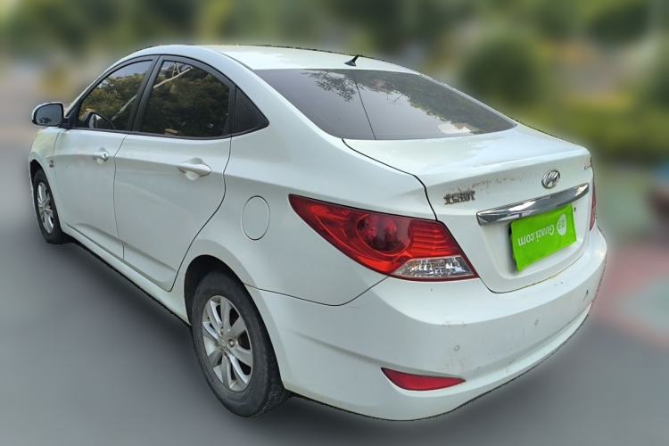 Used Hyundai Verna (older generation) 2010 Sedan 1.4L Manual Comfort GS Rear Left 45 Deg