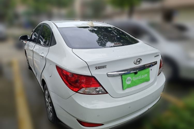Used Hyundai Verna (older generation) 2010 Sedan 1.4L Manual Comfort GS Rear Left 45 Deg