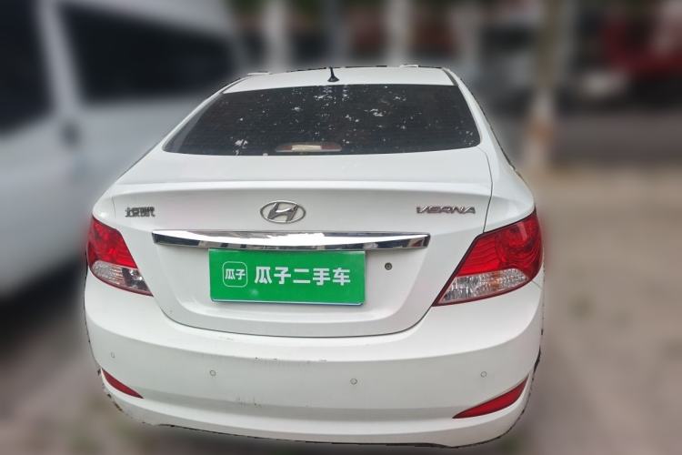 Used Hyundai Verna (older generation) 2010 Sedan 1.4L Manual Comfort GS Rear