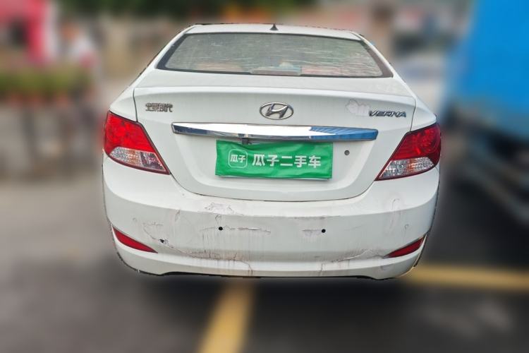 Used Hyundai Verna (older generation) 2010 Sedan 1.4L Manual Comfort GS Rear