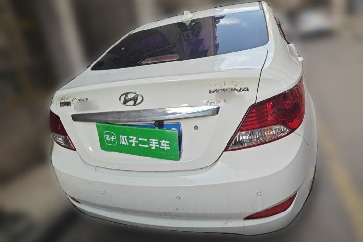 Used Hyundai Verna (older generation) 2010 Sedan 1.4L Manual Comfort GS Rear