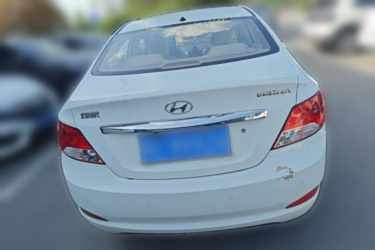 Used Hyundai Verna (older generation) 2010 Sedan 1.4L Manual Comfort GS Rear