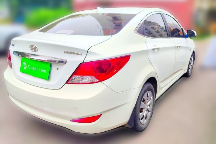 Used Hyundai Verna (older generation) 2010 Sedan 1.4L Automatic Comfort Model GS Rear Right 45 Deg