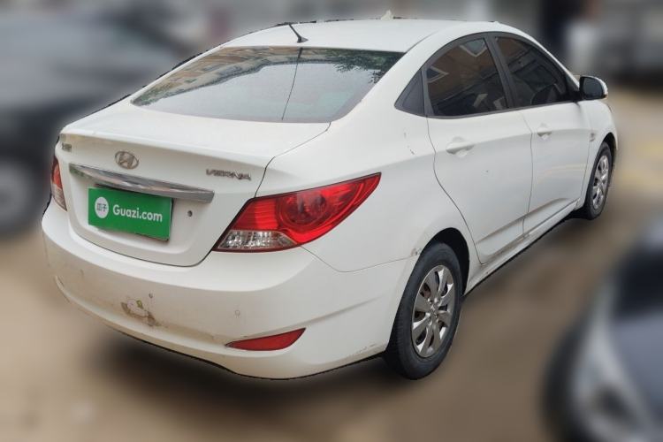 Used Hyundai Verna (older generation) 2010 Sedan 1.4L Automatic Comfort Model GS Rear Right 45 Deg