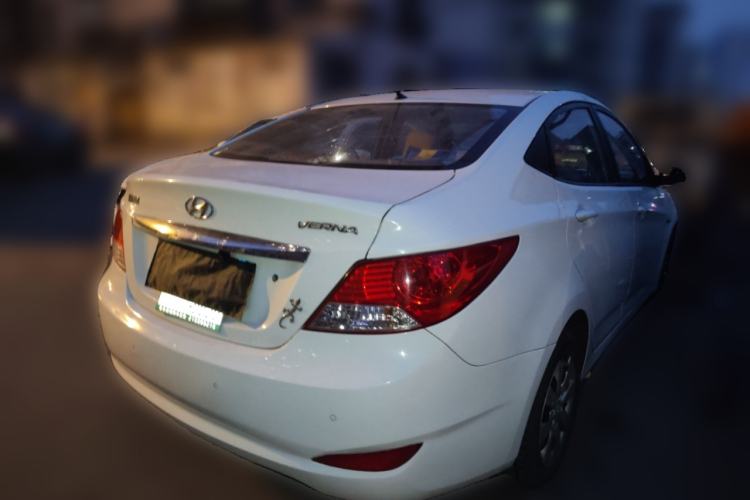 Used Hyundai Verna (older generation) 2010 Sedan 1.4L Automatic Comfort Model GS Rear Right 45 Deg
