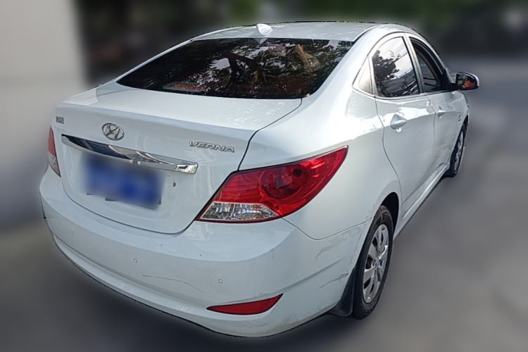 Used Hyundai Verna (older generation) 2010 Sedan 1.4L Automatic Comfort Model GS Rear Right 45 Deg