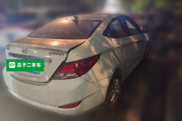 Used Hyundai Verna (older generation) 2010 Sedan 1.4L Manual Comfort GS Rear Right 45 Deg