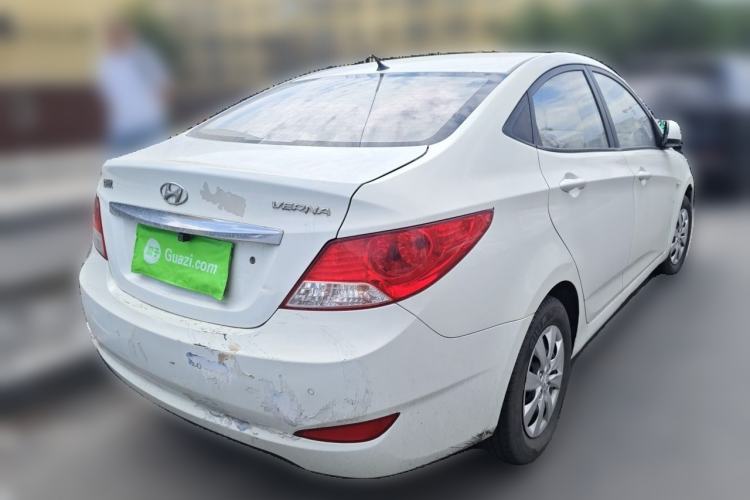 Used Hyundai Verna (older generation) 2010 Sedan 1.4L Manual Comfort GS Rear Right 45 Deg