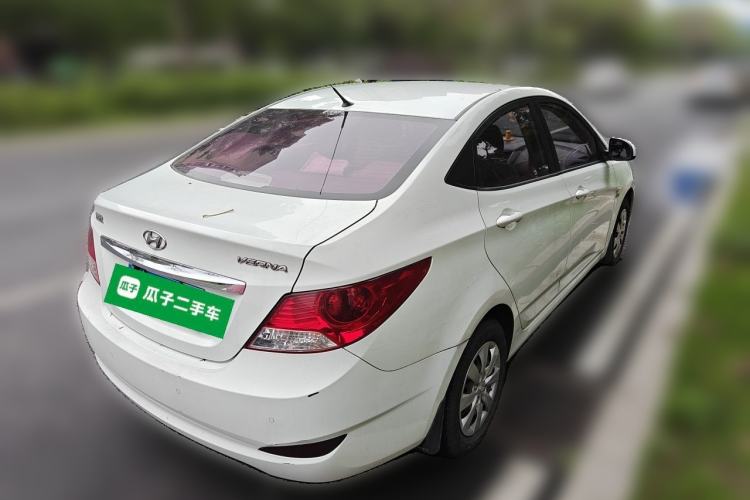 Used Hyundai Verna (older generation) 2010 Sedan 1.4L Manual Comfort GS Rear Right 45 Deg