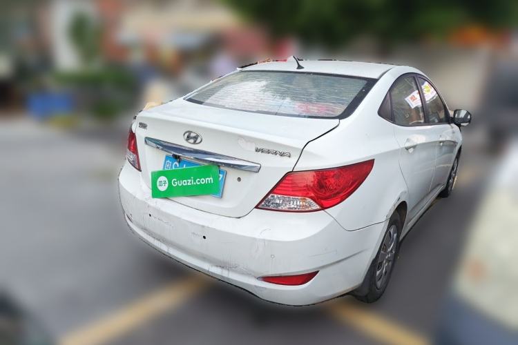 Used Hyundai Verna (older generation) 2010 Sedan 1.4L Manual Comfort GS Rear Right 45 Deg