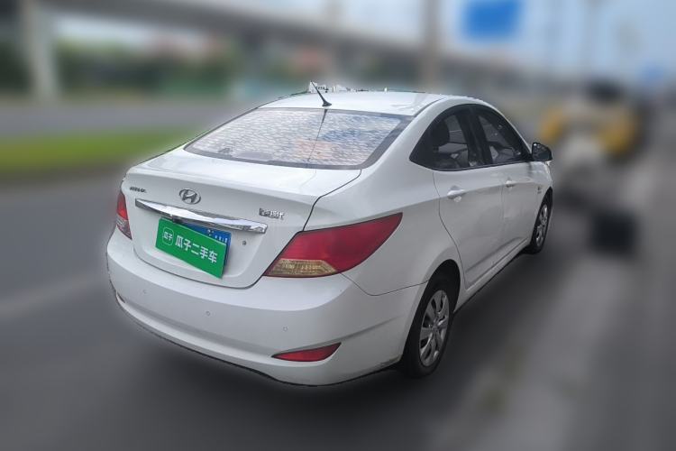 Used Hyundai Verna (older generation) 2010 Sedan 1.4L Manual Comfort GS Rear Right 45 Deg