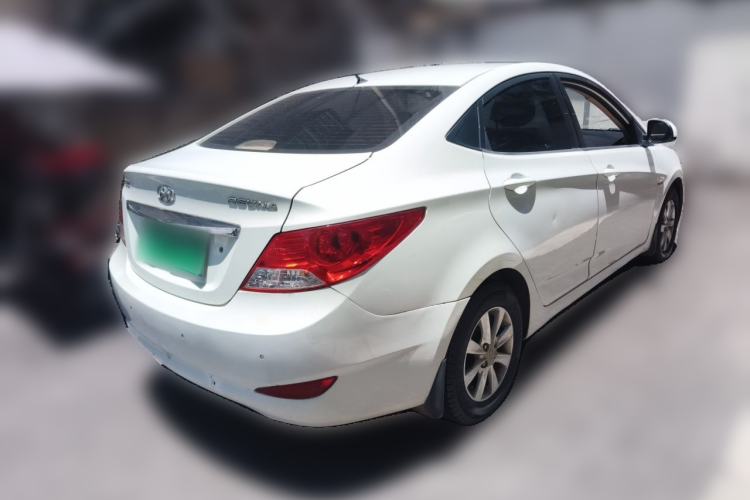 Used Hyundai Verna (older generation) 2010 Sedan 1.4L Automatic Comfort Model GS Rear Right 45 Deg