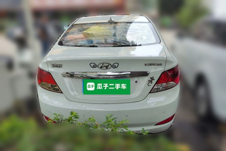 Used Hyundai Verna (older generation) 2010 Sedan 1.4L Manual Comfort GS Rear