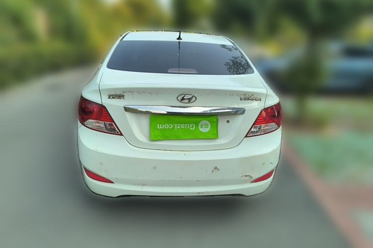 Used Hyundai Verna (older generation) 2010 Sedan 1.4L Manual Comfort GS Rear