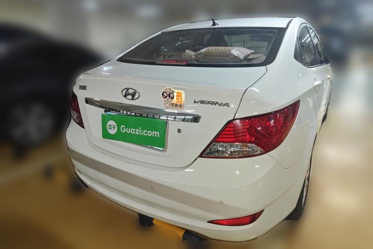 Used Hyundai Verna (older generation) 2010 Sedan 1.4L Manual Comfort GS Rear