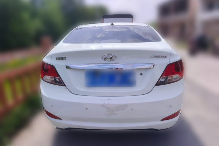Used Hyundai Verna (older generation) 2010 Sedan 1.4L Manual Comfort GS Rear