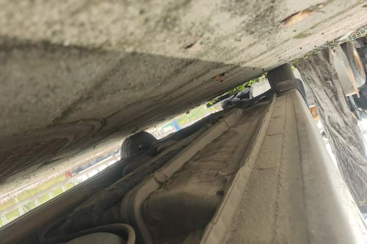 Used Hyundai Verna (older generation) 2010 Sedan 1.4L Manual Standard GL Model Chassis Rear Left