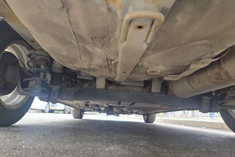 Used Hyundai Verna (older generation) 2010 Sedan 1.4L Automatic Comfort Model GS Chassis Rear