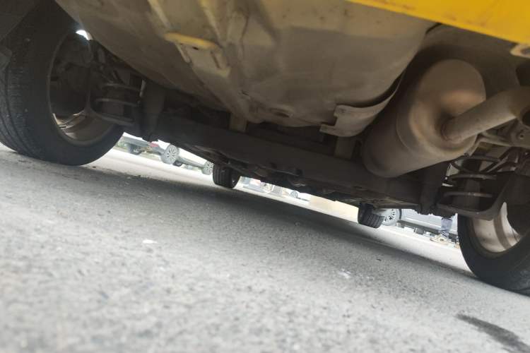 Used Hyundai Verna (older generation) 2010 Sedan 1.4L Automatic Luxury GLS Trim Chassis Rear