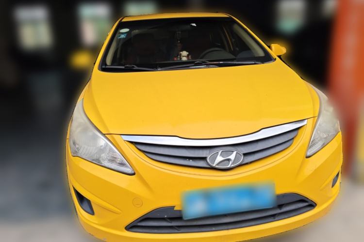 Used Hyundai Verna (older generation) 2010 Sedan 1.4L Manual Standard GL Model Front