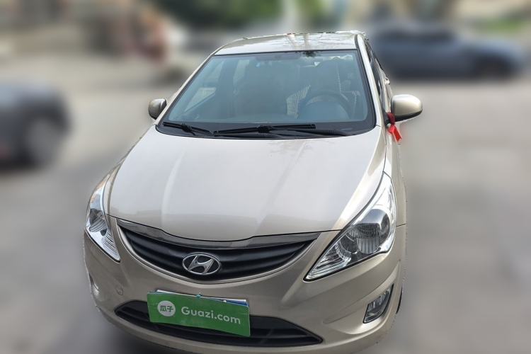 Used Hyundai Verna (older generation) 2010 Sedan 1.4L Manual Comfort GS Front