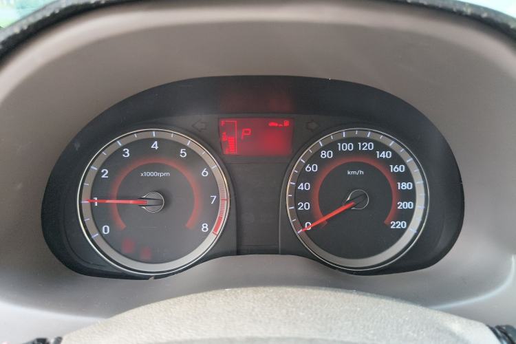 Used Hyundai Verna (older generation) 2010 Sedan 1.4L Automatic Fashionable GT Model Instrument Cluster