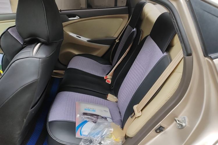 Used Hyundai Verna (older generation) 2010 Sedan 1.4L Automatic Comfort Model GS Left Rear Seat