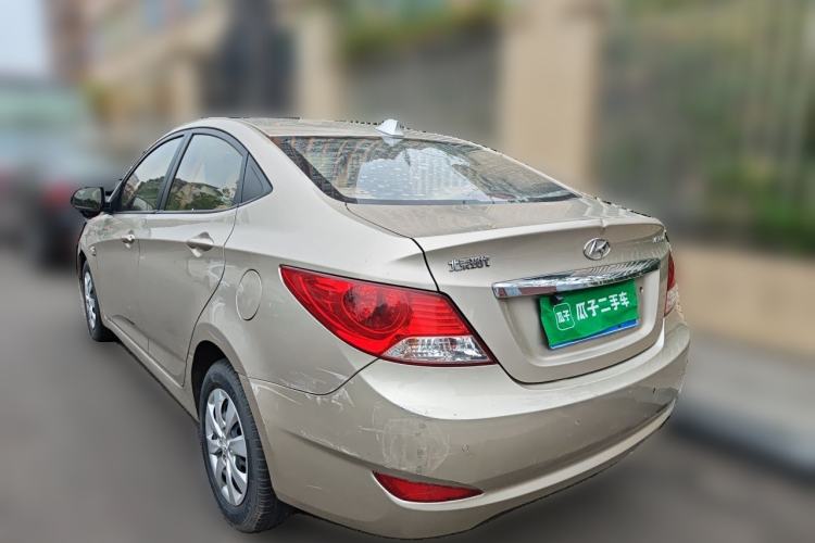 Used Hyundai Verna (older generation) 2010 Sedan 1.4L Manual Comfort GS Rear Left 45 Deg