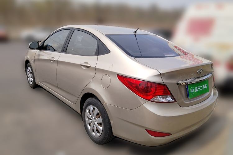 Used Hyundai Verna (older generation) 2010 Sedan 1.4L Manual Comfort GS Rear Left 45 Deg
