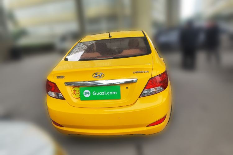 Used Hyundai Verna (older generation) 2010 Sedan 1.4L Automatic Luxury GLS Trim Rear