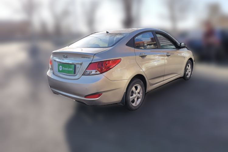 Used Hyundai Verna (older generation) 2010 Sedan 1.4L Manual Comfort GS Rear Right 45 Deg