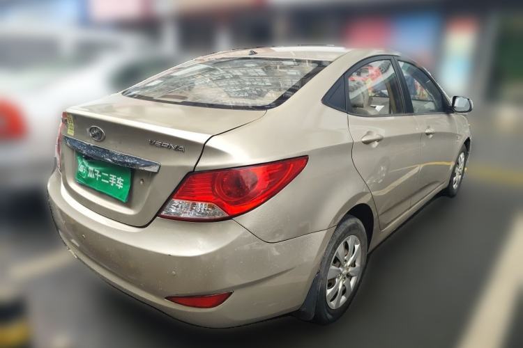 Used Hyundai Verna (older generation) 2010 Sedan 1.4L Manual Standard GL Model Rear Right 45 Deg