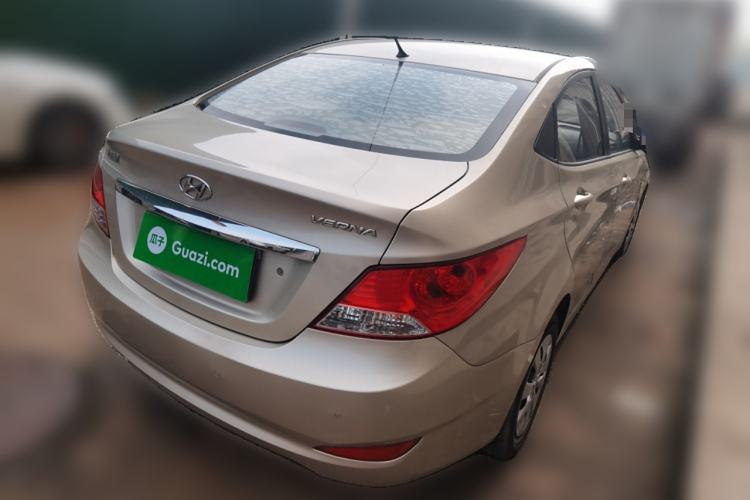 Used Hyundai Verna (older generation) 2010 Sedan 1.4L Manual Comfort GS Rear Right 45 Deg
