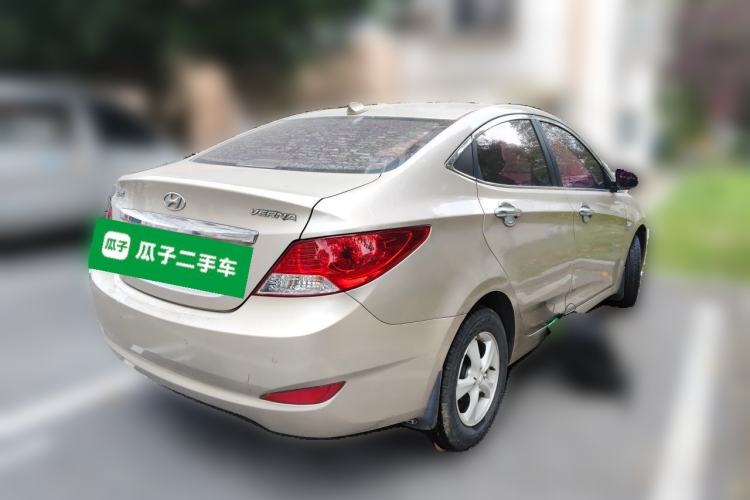 Used Hyundai Verna (older generation) 2010 Sedan 1.4L Manual BLUE Model Rear Right 45 Deg