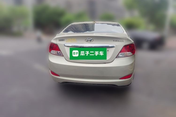 Used Hyundai Verna (older generation) 2010 Sedan 1.4L Manual BLUE Model Rear