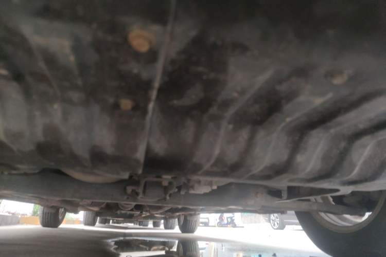 Used Hyundai Verna (older generation) 2011 Hatchback 1.4L Manual Comfort Model GS Chassis Front