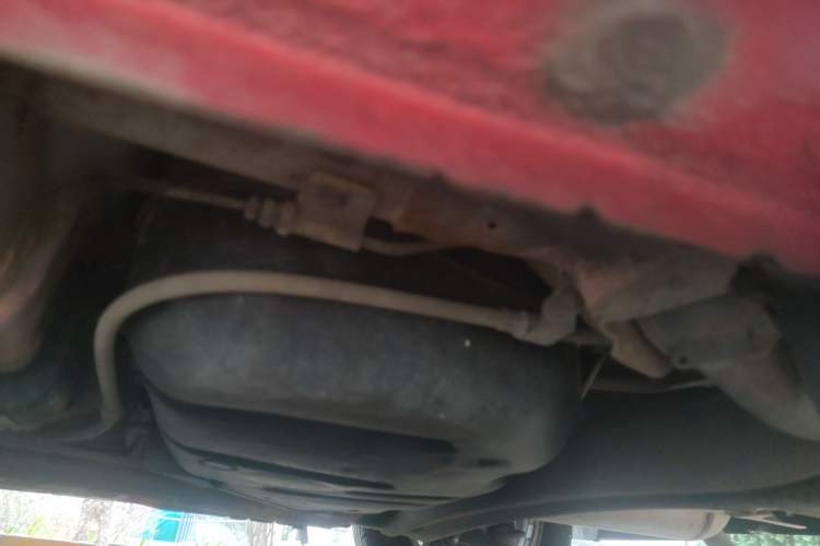 Used Hyundai Verna (older generation) 2011 Hatchback 1.4L Manual Comfort Model GS Chassis Rear Left